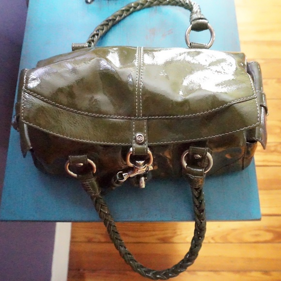Francesco Biasia Olive Patent Leather Shoulder Bag - Picture 5 of 7